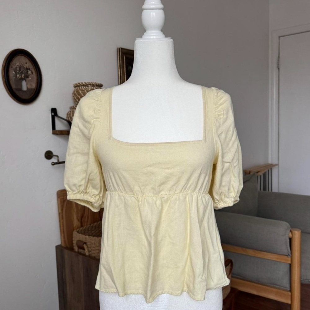 Women's Cream/Yellow Linen Puff Sleeve Top with Open Back Tie Back Size XS
